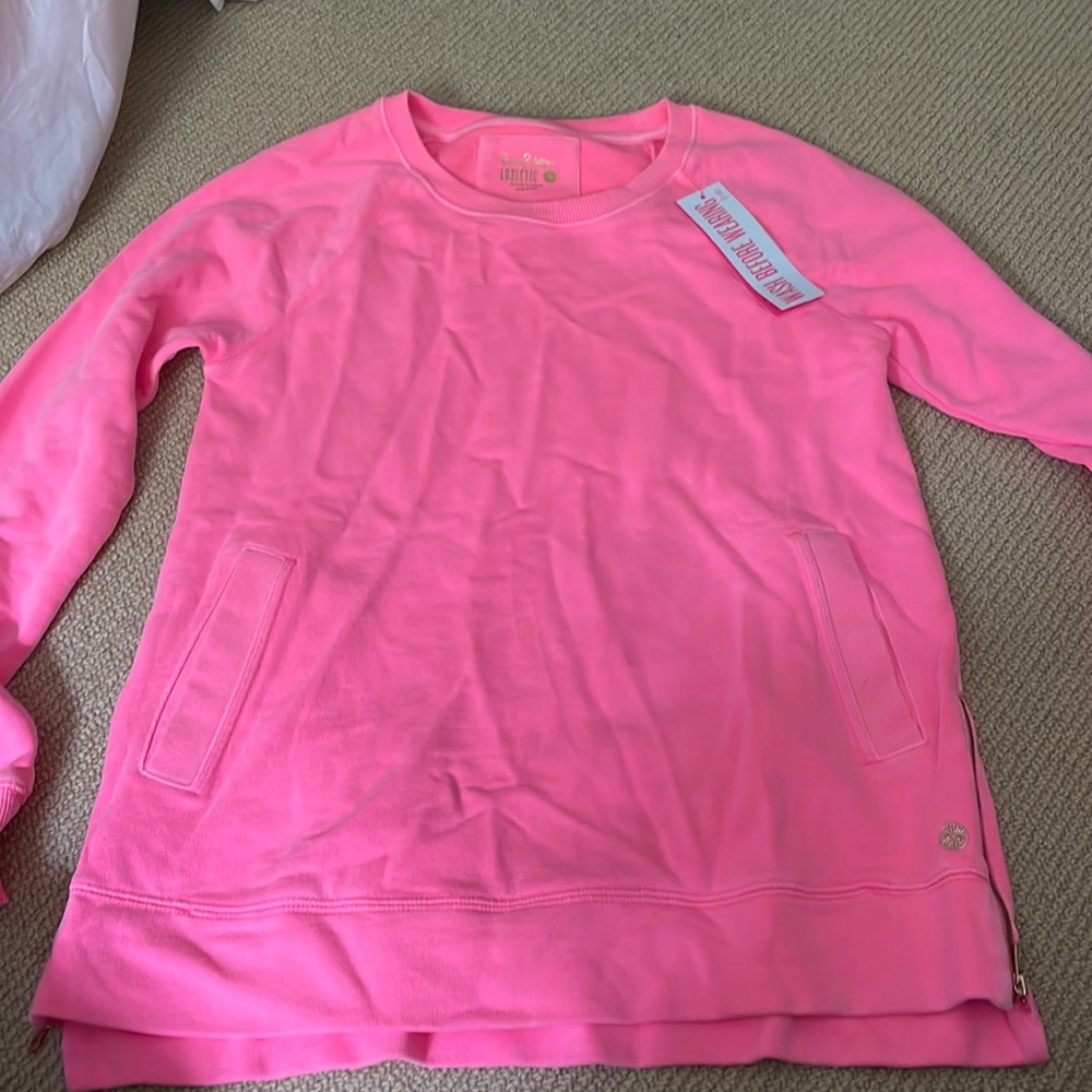 Ily Pulitzer luxletic sweatshirt.